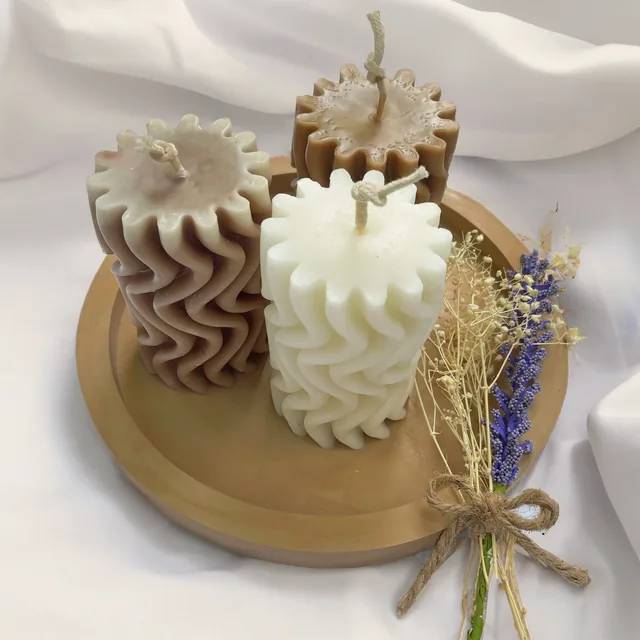 Marea handcrafted piece
