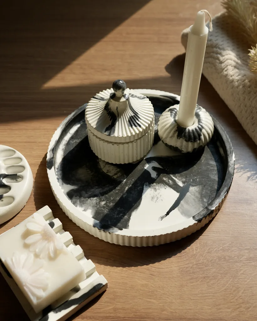 Marea handmade concrete pieces